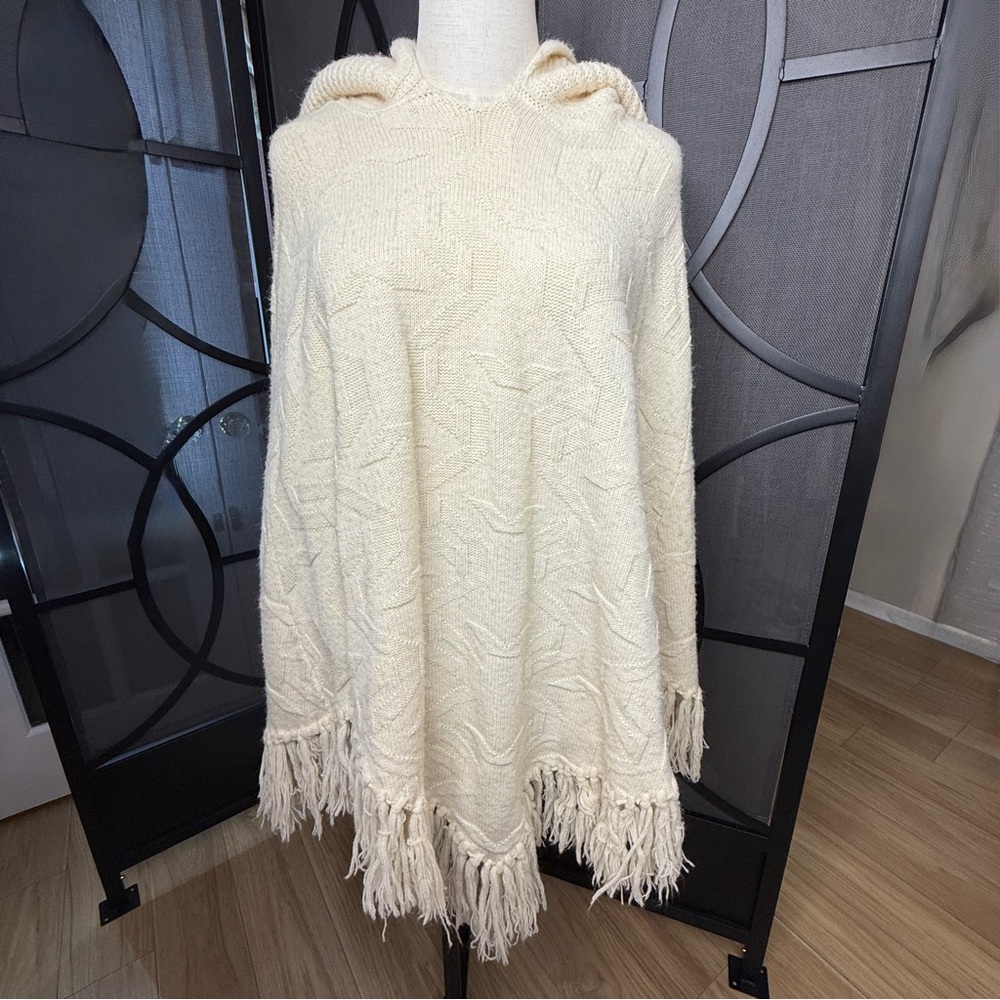 Vintage 1960s 1970s Wintuk Knit Sweater Poncho Cape w Scarf Collar Cream OSFM? - Picture 9 of 17